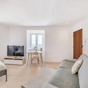beato-riverside-cozy-apartments.hotels-lisbon-portugal.com/