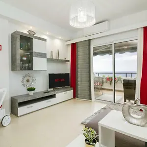https://harmony-park-new-apt-with-sea-view.in-canary-islands.com