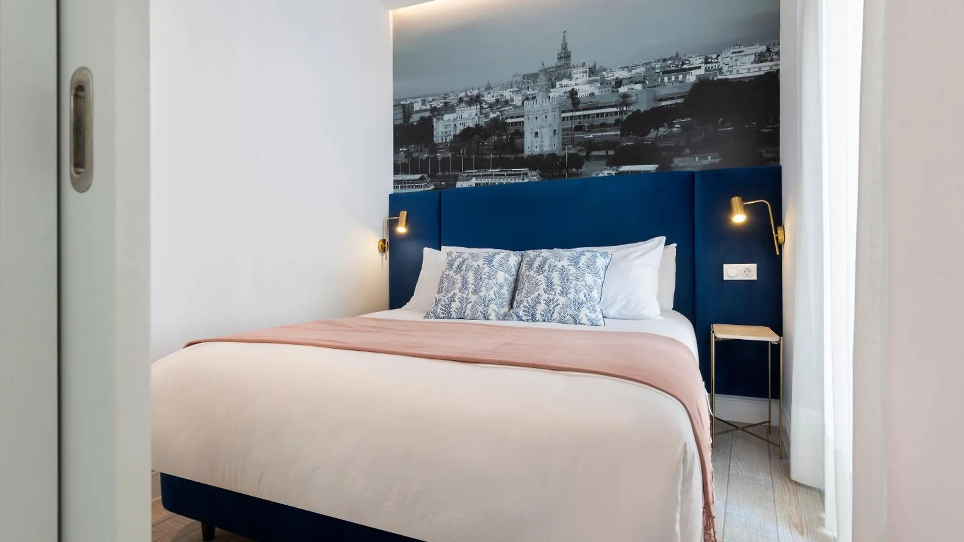 Apartamentos Sevilla Centro Seville